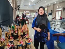 Open Turnamen Tenis Meja Batara Guru cup, Intan Nur Aeni Siswi SMA 6 Angkona Podium Juara 1.