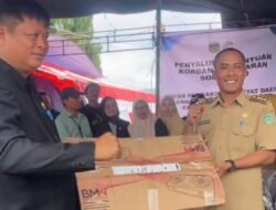 DPRD Lutim Dan Jajaran Setwan Salurkan Bantuan Korban Kebakaran Di Sorowako.
