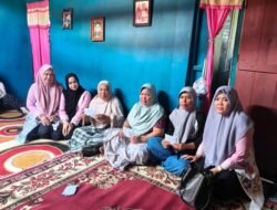 Sentuhan Kepedulian IKA DPRD Luwu Timur Untuk Korban Kebakaran Di Wewangriu.