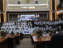 Siswa-Siswi SMP Al Bina Tomoni Kunjungi DPRD Luwu Timur, Disambut Anggota Dewan Rusdi Layong