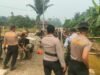 Sinergi TNI-Polri, Personil Polres Luwu Timur Bersama Koramil Nuha Turun Langsung Sukseskan TMMD ke-130 di Parumpanai.